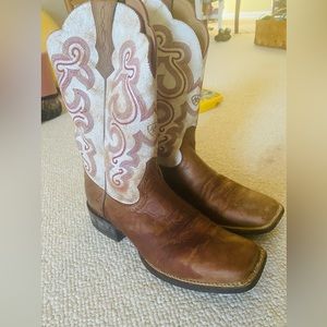 Ariat womens QuickDraw cowgirl boots